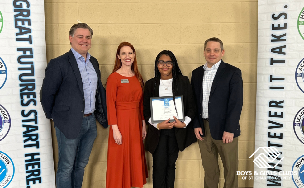 Zoey Accepts 2024 Junior Youth of the Year Award